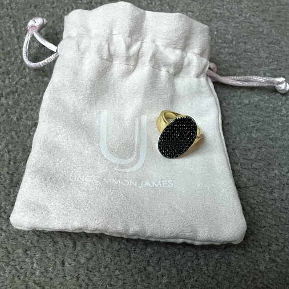 Uncommon James Ring - Picture 1 of 2